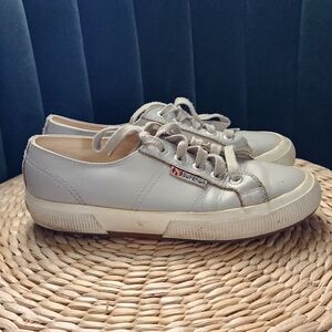 Sz 6 grey superga sneakers